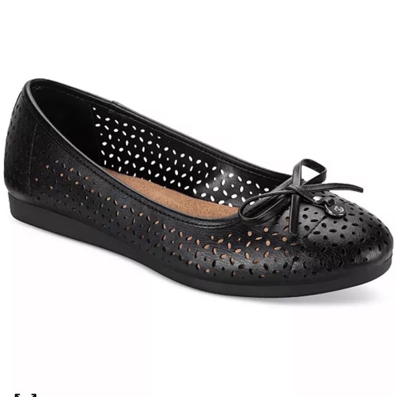 GIANI BERNINI Odeysa slip on black flats size 7.5 - Picture 3 of 9